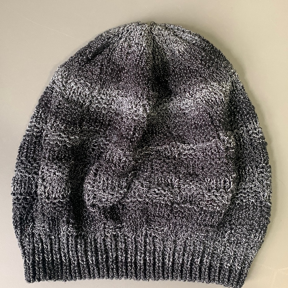 Brand: Unknown Size: One size Color: Gray